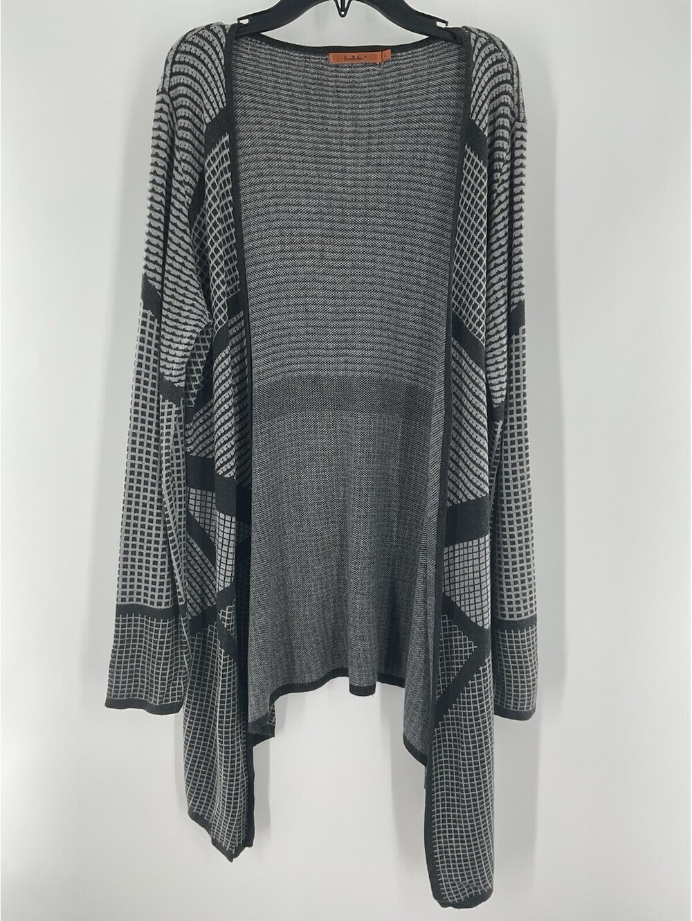 Bellini Women’s Large Cardigan Geometric Pattern Sweater 095